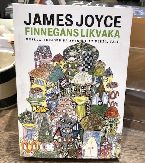 James Joyce: Finnegans likvaka. Motsvariggjord på svenska av Bertil Falk